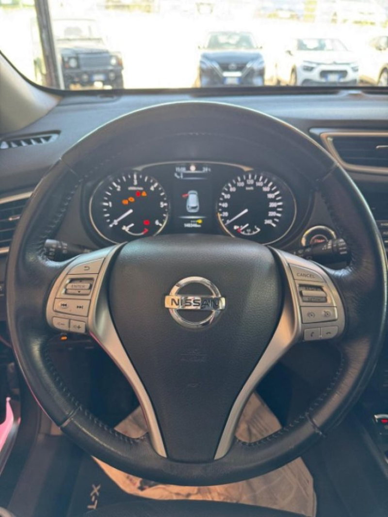 Nissan X-Trail usata a Sassari (9)