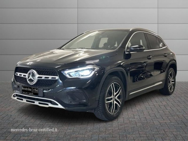 Mercedes-Benz GLA SUV usata a Avellino