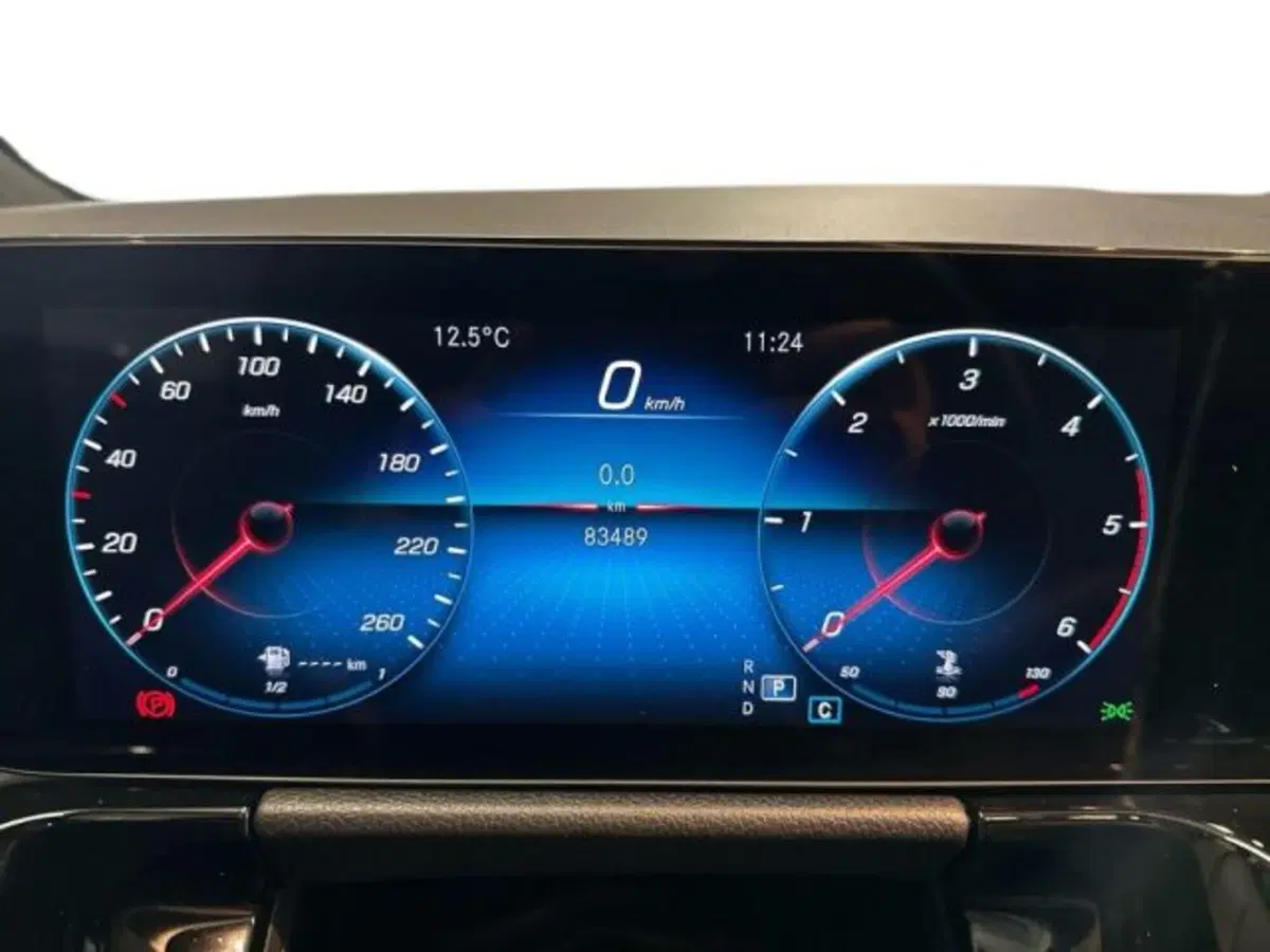 Mercedes-Benz GLA SUV usata a Avellino (13)