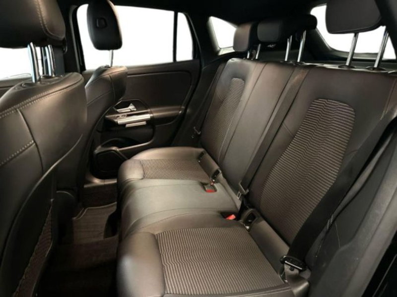 Mercedes-Benz GLA SUV usata a Avellino (15)