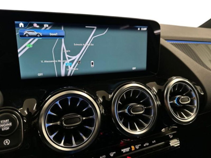 Mercedes-Benz GLA SUV usata a Avellino (11)