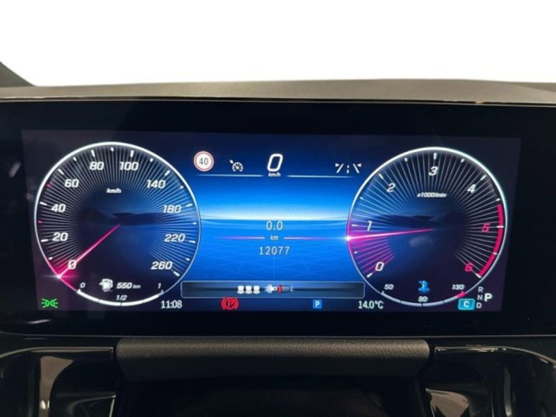 Mercedes-Benz GLA SUV usata a Avellino (12)