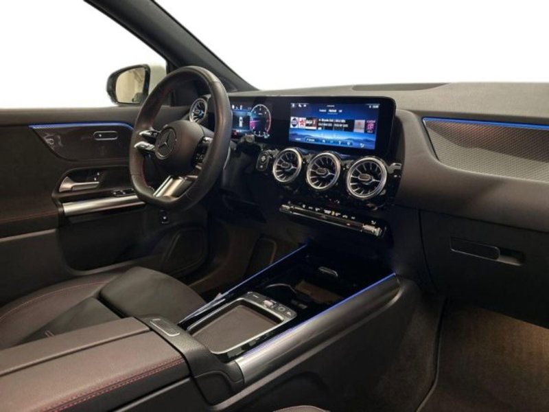 Mercedes-Benz GLA SUV usata a Avellino (14)