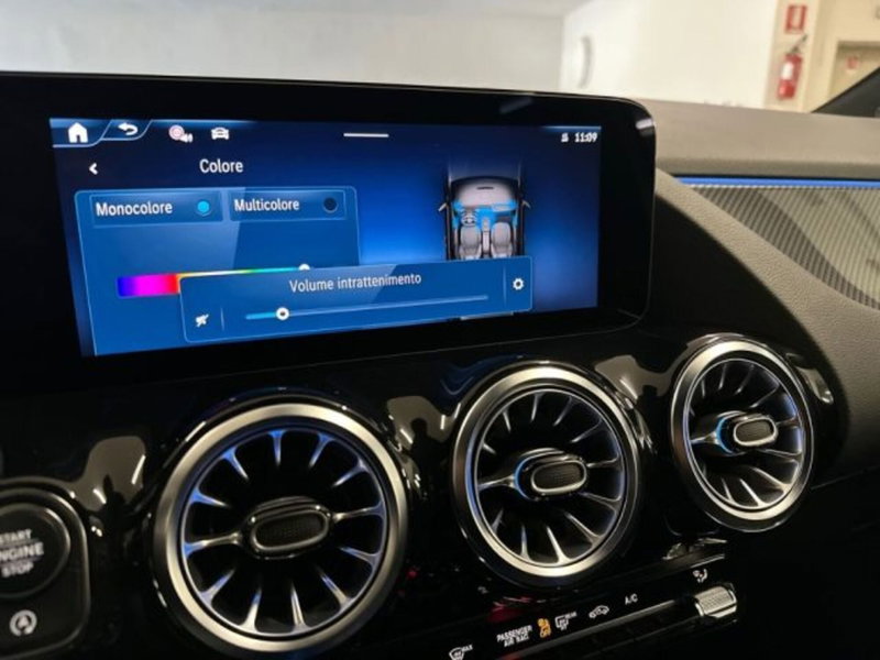 Mercedes-Benz GLA SUV usata a Avellino (17)