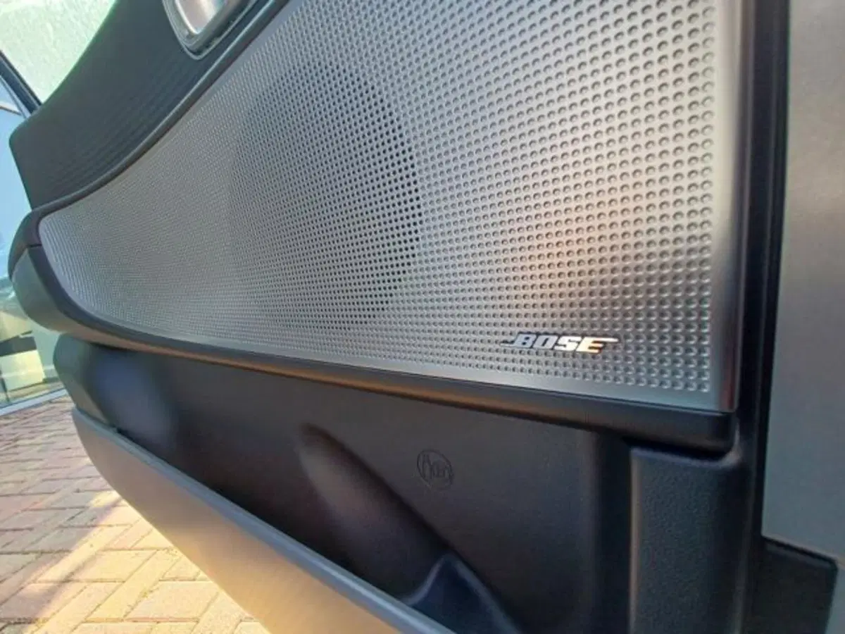 Hyundai Ioniq 5 nuova a Savona (14)