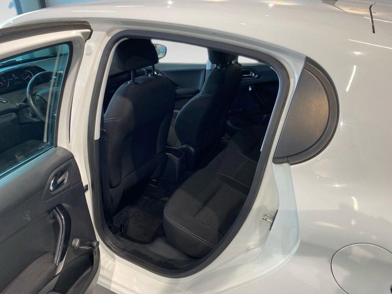 Peugeot 208 usata a Torino (7)