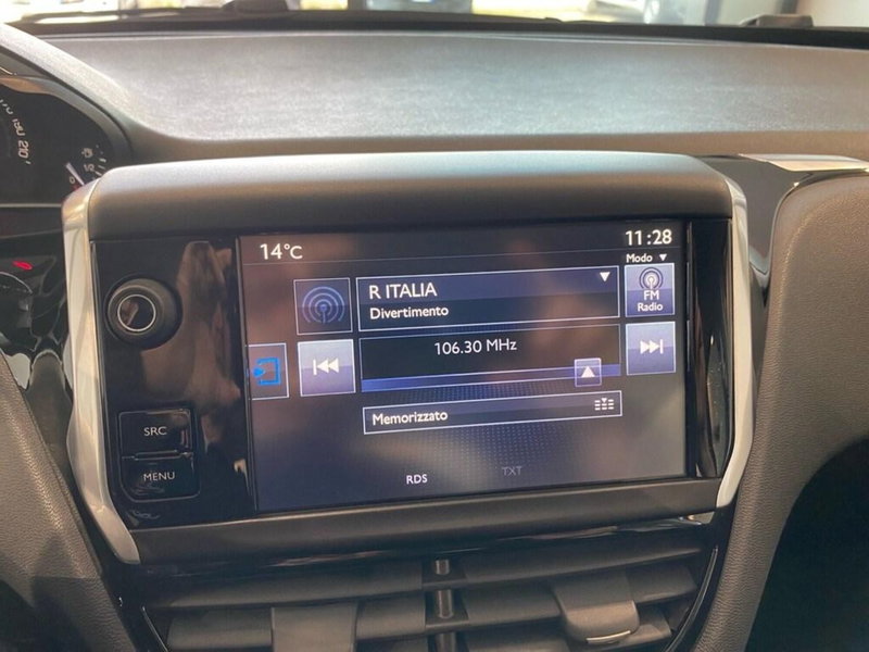 Peugeot 208 usata a Torino (9)