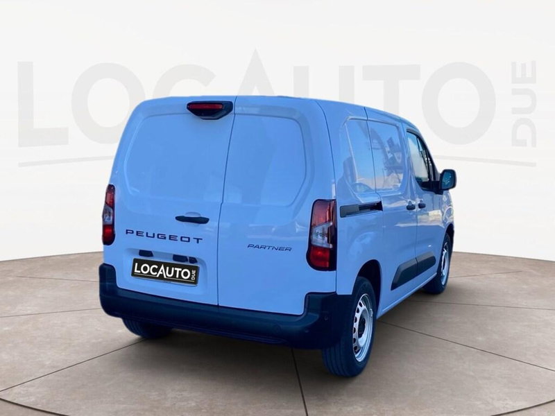 Peugeot Partner Furgone nuova a Torino (4)