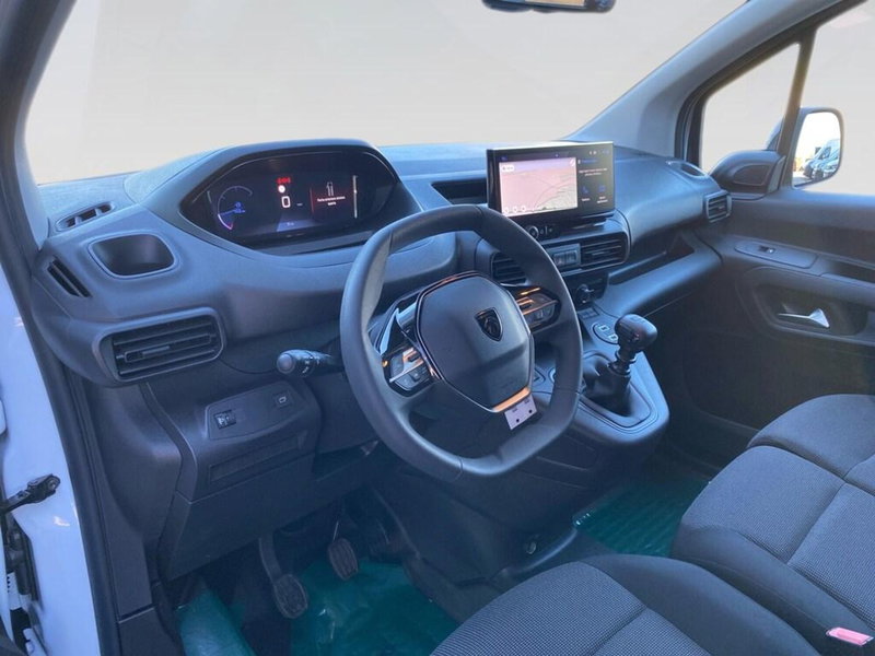 Peugeot Partner Furgone nuova a Torino (6)