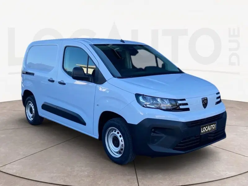 Peugeot Partner Furgone nuova a Torino (3)