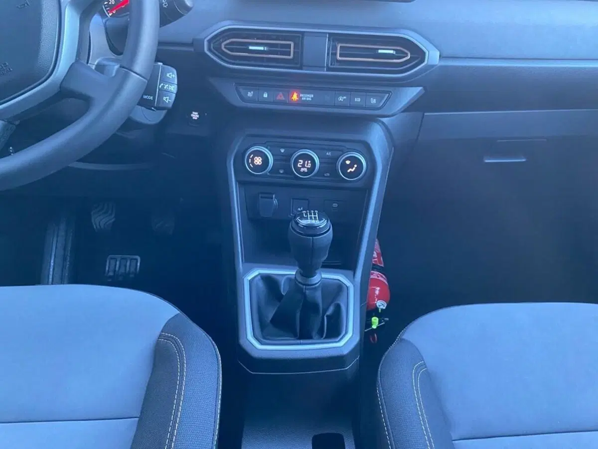 Dacia Sandero Stepway nuova a Torino (12)