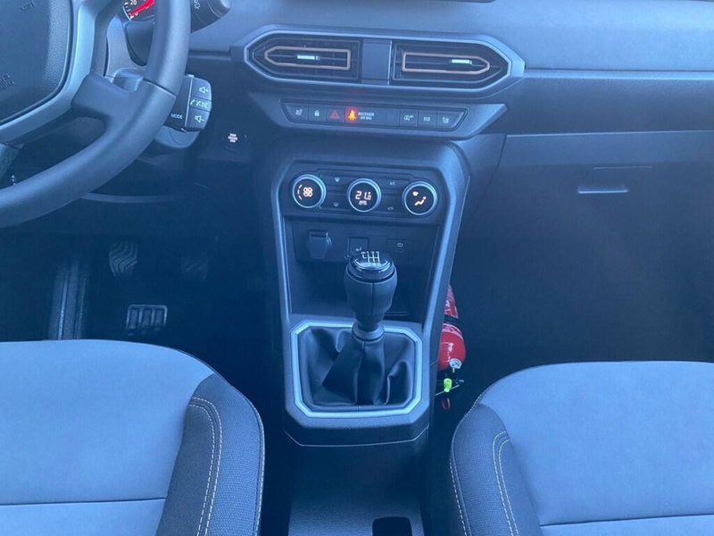 Dacia Sandero Stepway nuova a Torino (12)