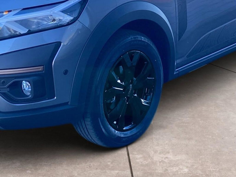 Dacia Sandero Stepway nuova a Torino (15)