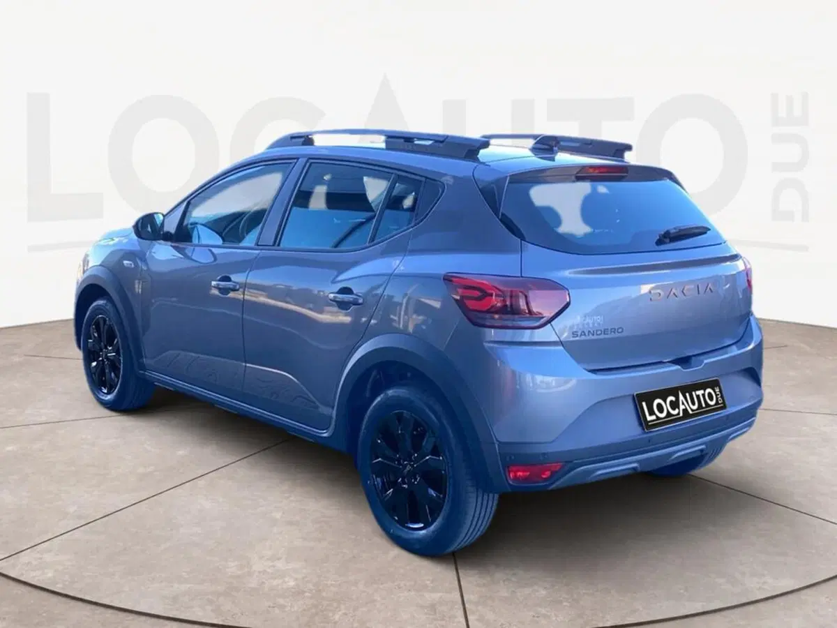 Dacia Sandero Stepway nuova a Torino (5)