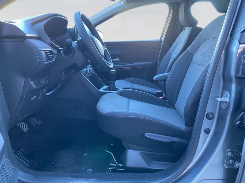 Dacia Sandero Stepway nuova a Torino (7)