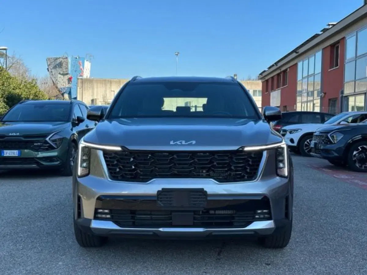 Kia Sorento nuova a Bologna (2)
