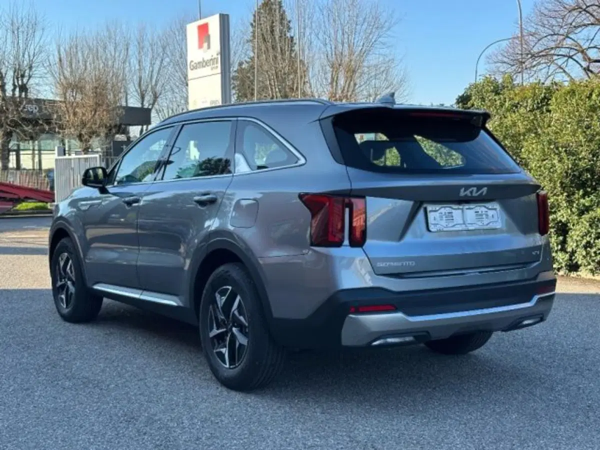 Kia Sorento nuova a Bologna (5)