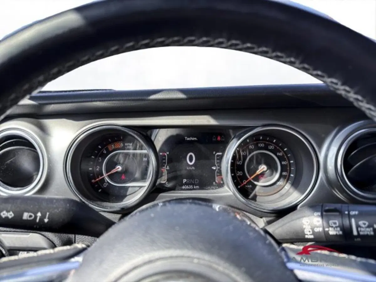 Jeep Wrangler Unlimited usata a Perugia (13)