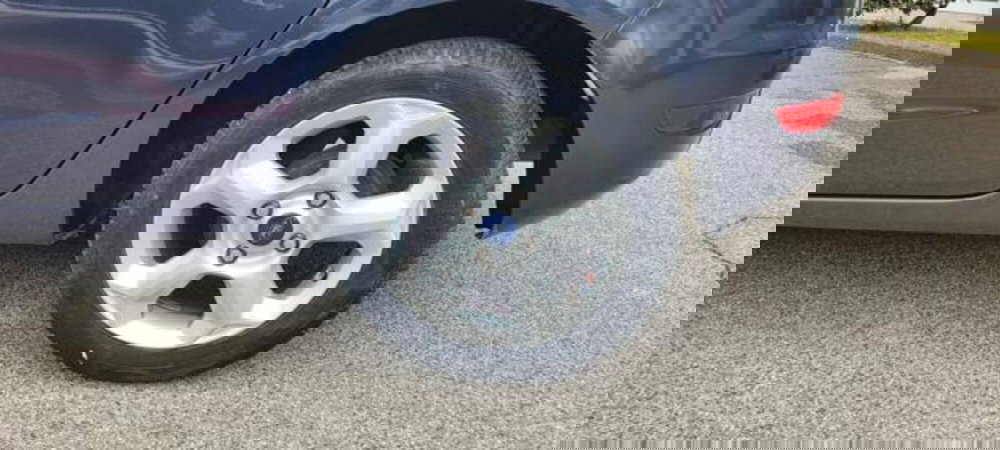 Ford Fiesta usata a Napoli (5)