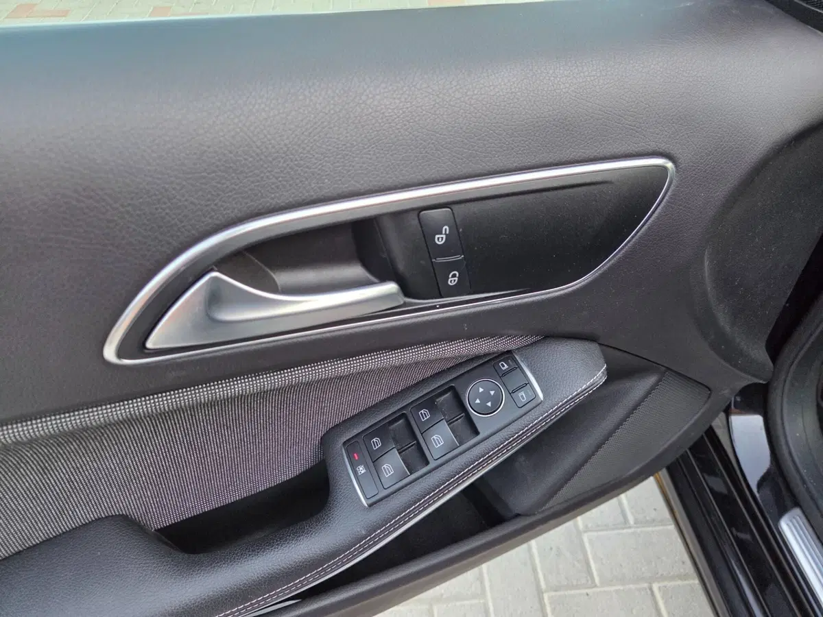 Mercedes-Benz Classe A usata a Torino (16)