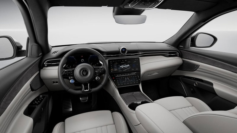 Maserati Grecale nuova a Perugia (7)