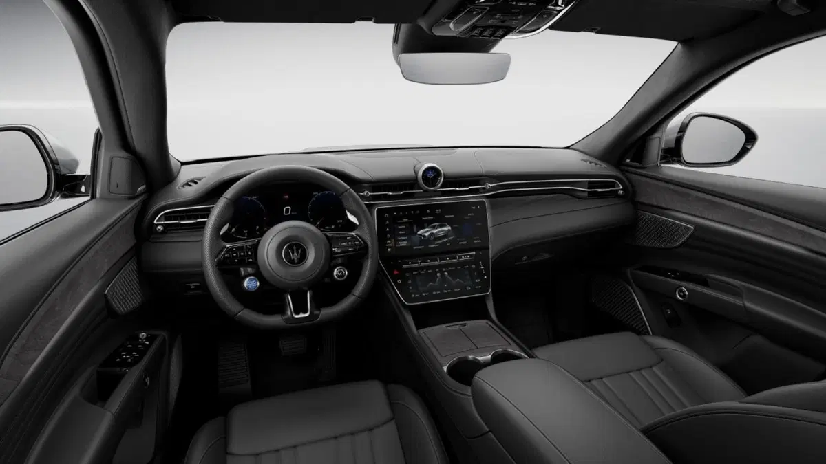 Maserati Grecale nuova a Perugia (5)