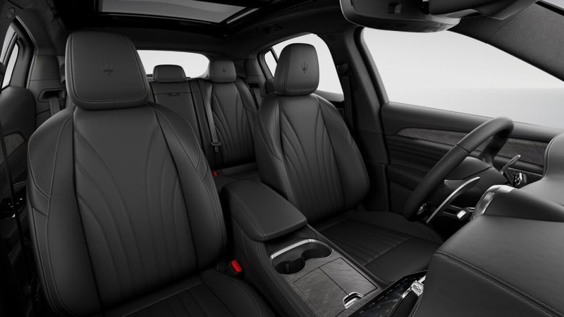 Maserati Grecale nuova a Perugia (6)