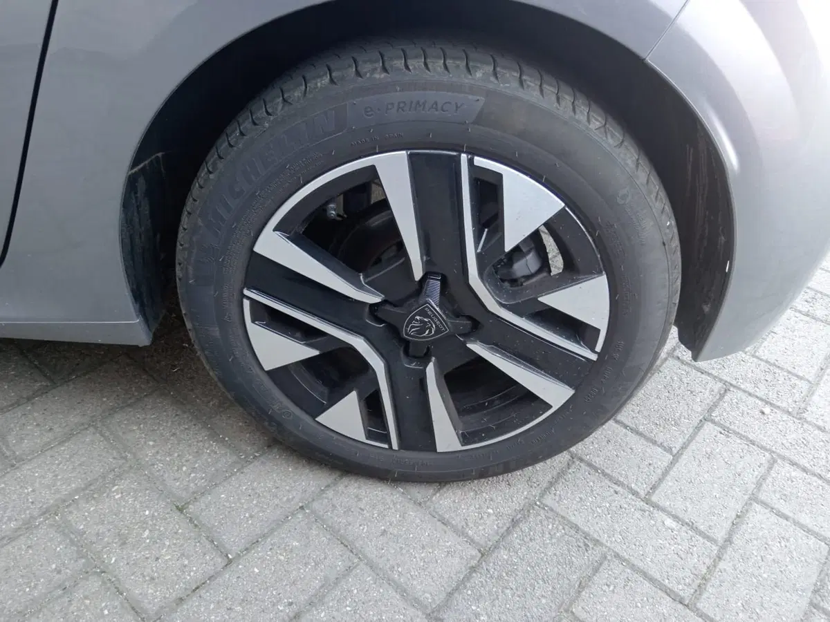 Peugeot 208 usata a Alessandria (10)