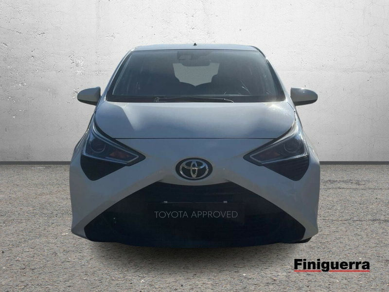 Toyota Aygo usata a Lecco (3)