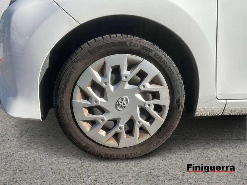 Toyota Aygo usata a Lecco (8)