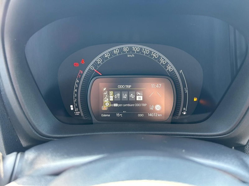 Toyota Aygo X usata a Piacenza (10)