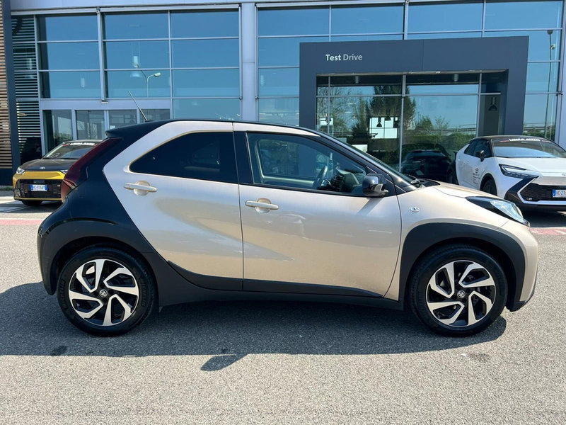 Toyota Aygo X usata a Piacenza (8)