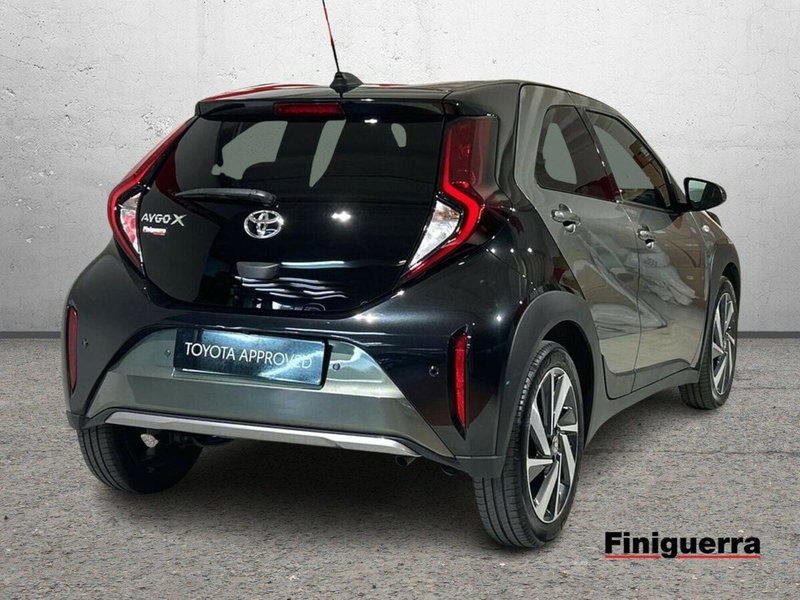 Toyota Aygo X usata a Lecco (4)