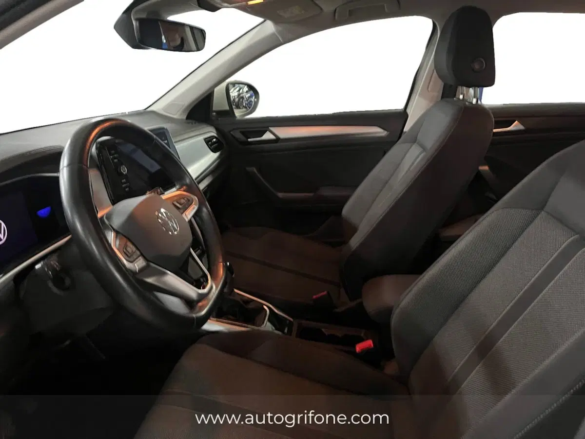 Volkswagen T-Roc usata a Modena (9)
