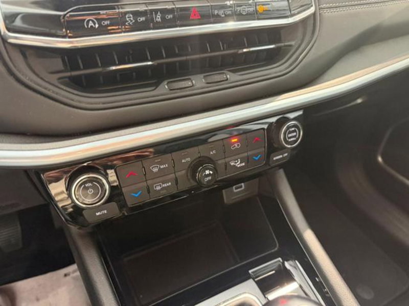 Jeep Compass usata a Salerno (17)