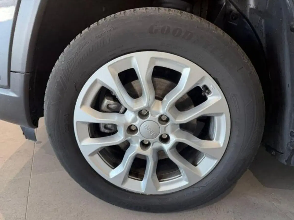 Jeep Compass usata a Salerno (9)
