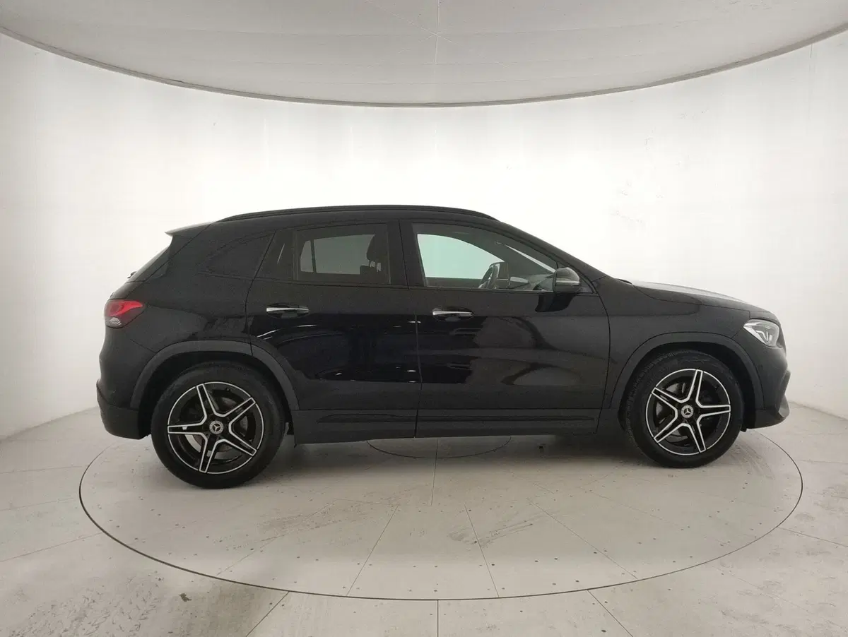 Mercedes-Benz GLA SUV usata a Alessandria (5)