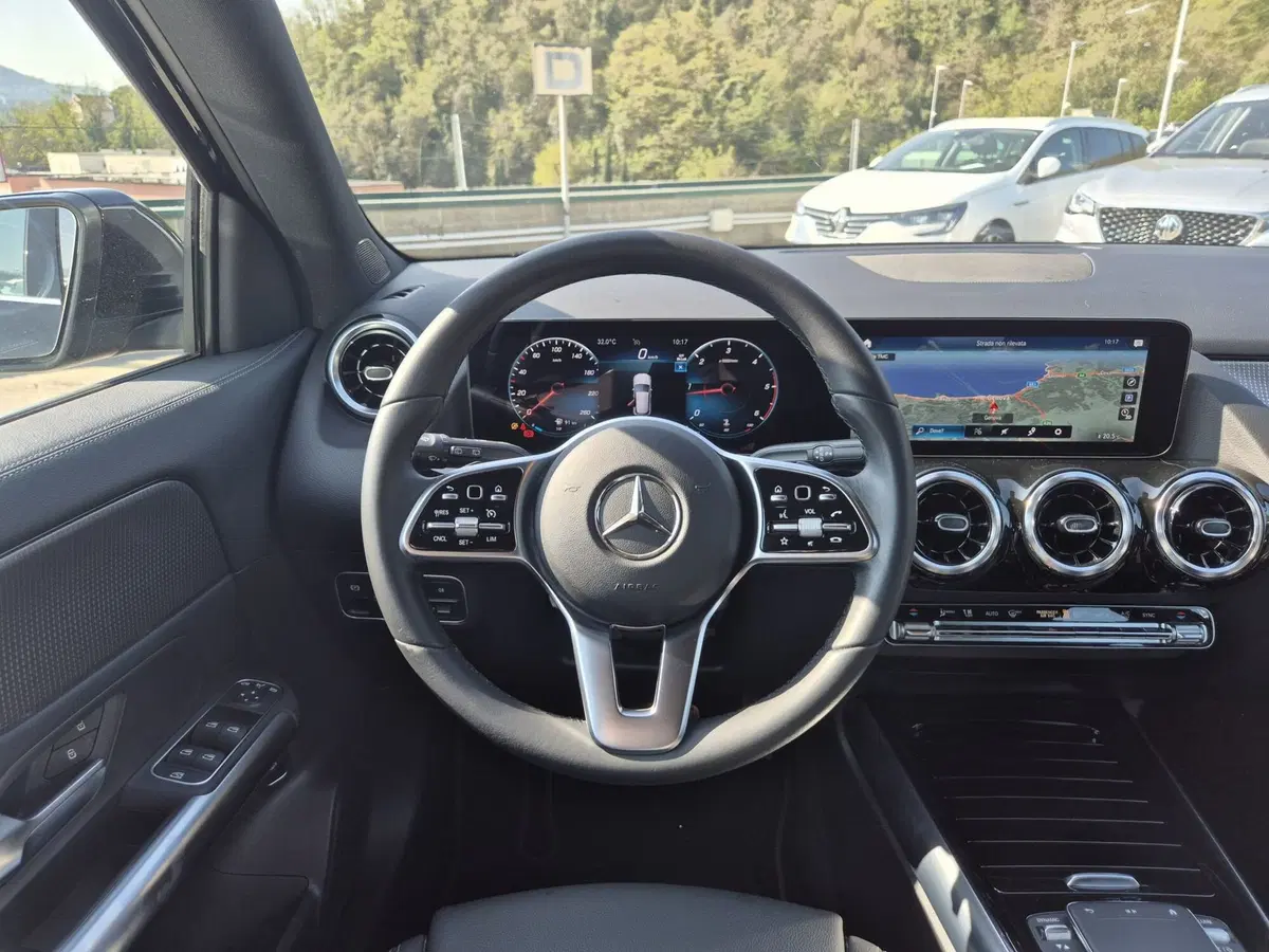 Mercedes-Benz GLA SUV usata  (19)
