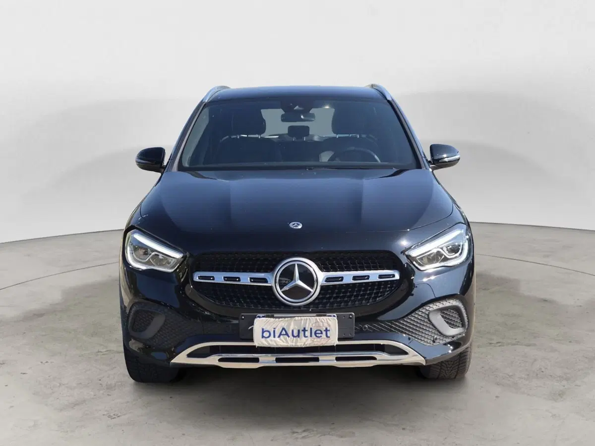 Mercedes-Benz GLA SUV usata  (2)