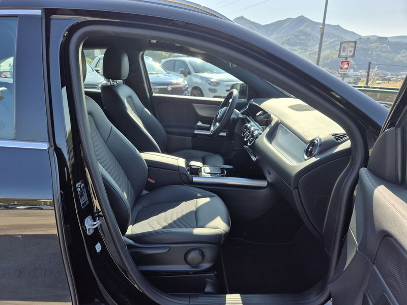 Mercedes-Benz GLA SUV usata  (9)