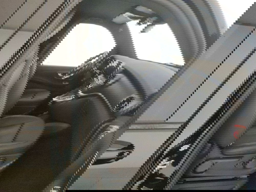 Mercedes-Benz Classe V usata  (9)