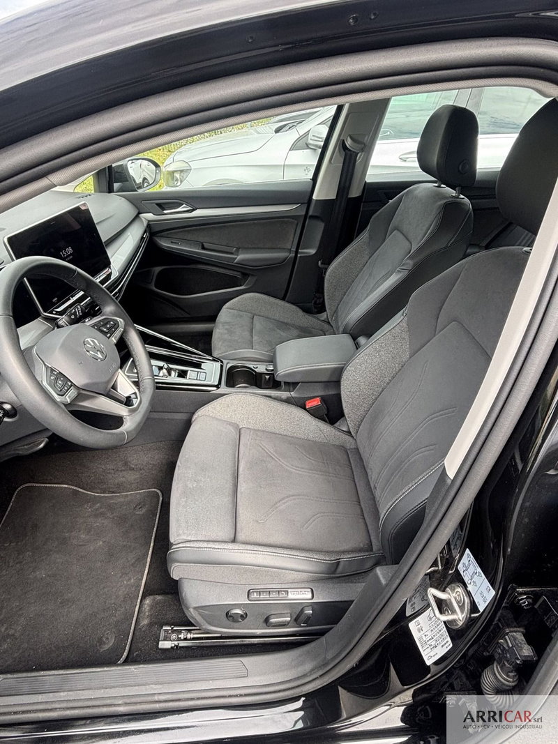 Volkswagen Golf nuova a Bergamo (3)