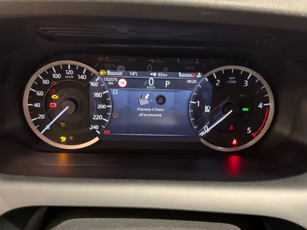 Land Rover Discovery Sport usata a Siracusa (10)