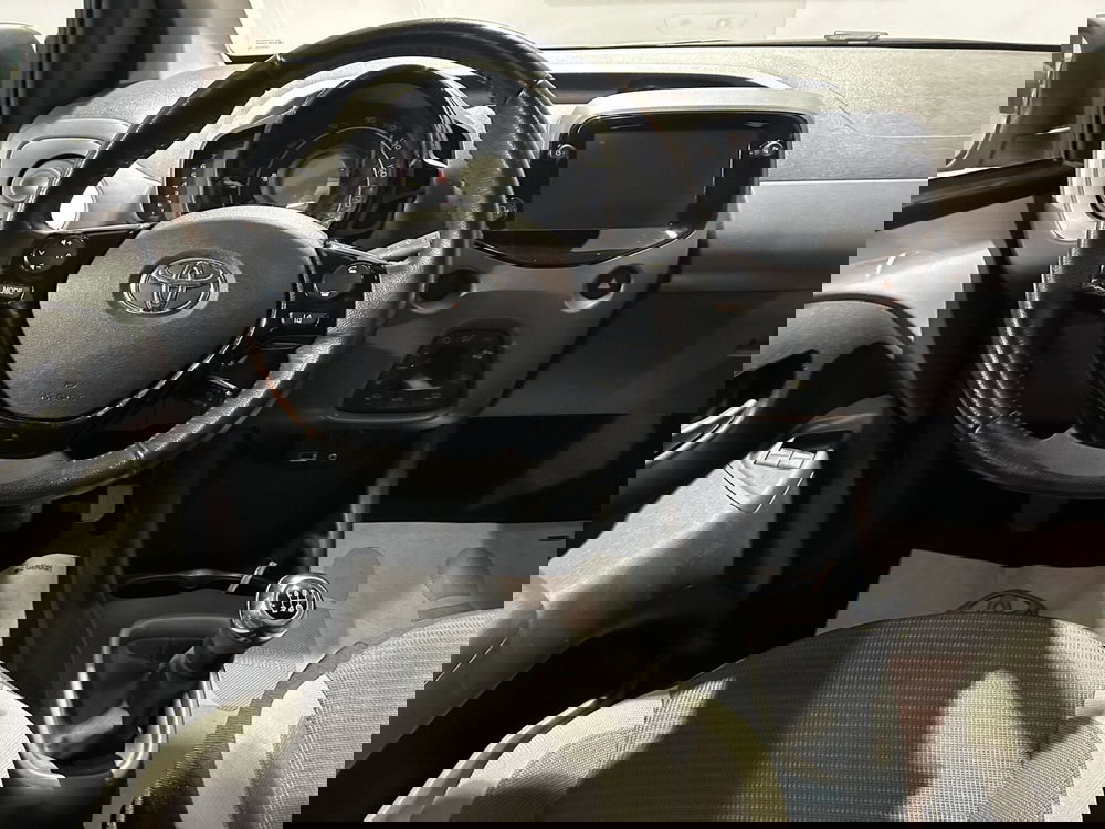 Toyota Aygo usata a Milano (9)