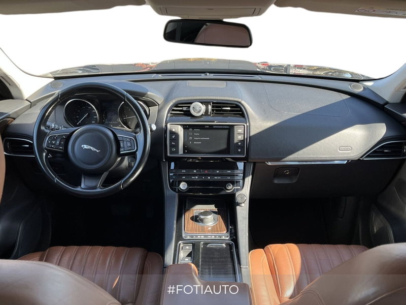 Jaguar F-Pace usata a Catania (4)