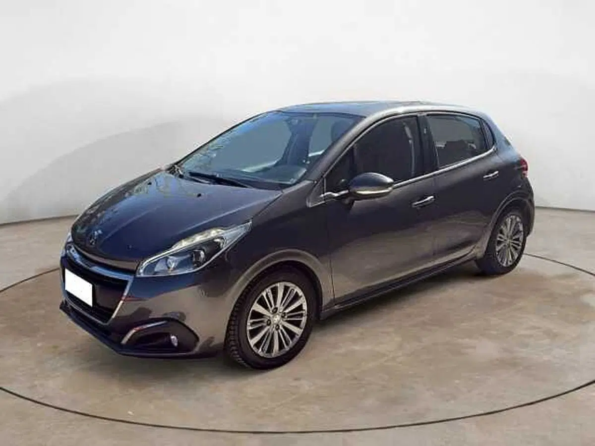 Peugeot 208 usata a Siena