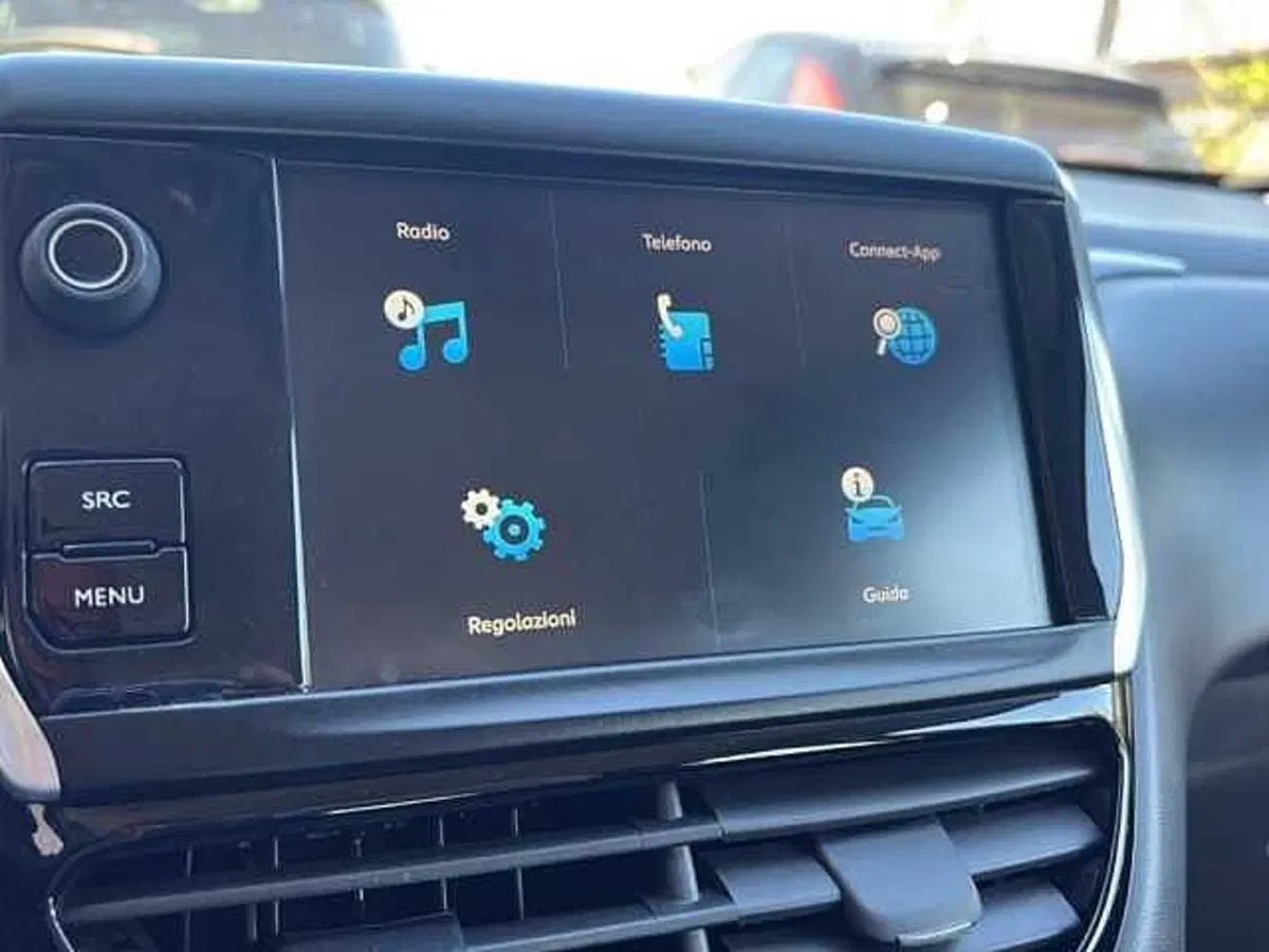 Peugeot 208 usata a Siena (12)