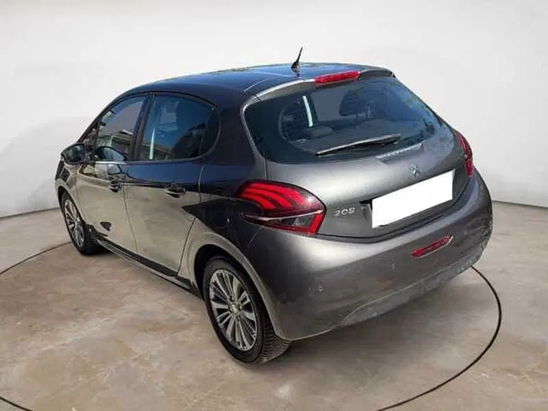Peugeot 208 usata a Siena (6)