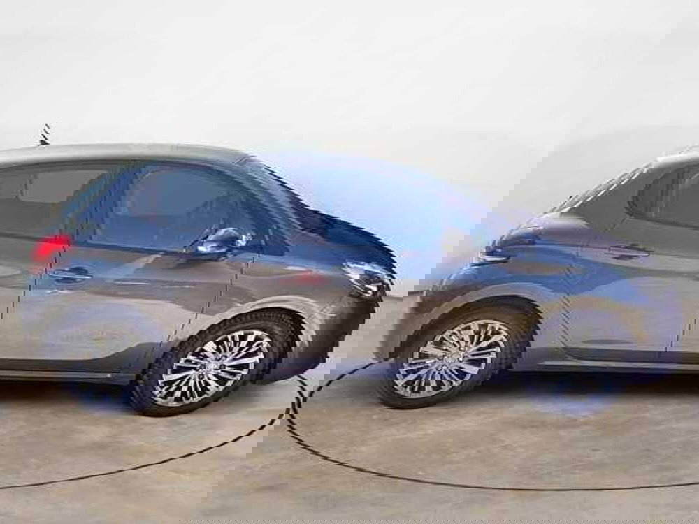 Peugeot 208 usata a Siena (8)