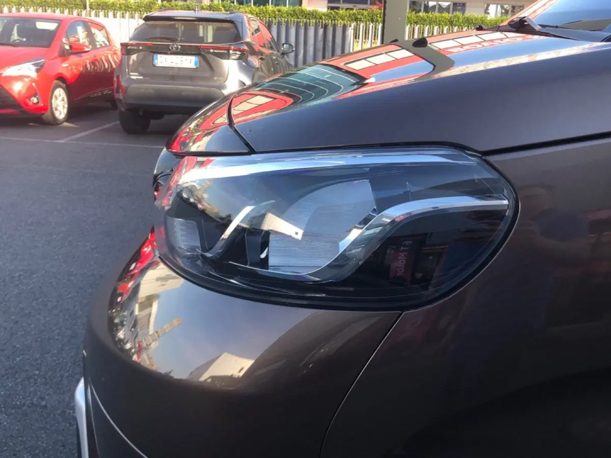 Toyota Proace Verso usata a Mantova (12)